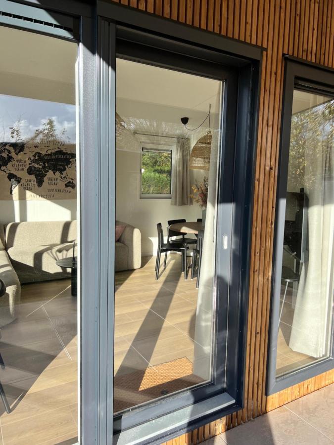 Vakantiehuisje Zeegeluk Vlakbij De Kust Sint Maartensvlotbrug Kültér fotó
